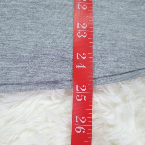 Zoe + Liv Tacos & Tequila Gray V-neck Tank Size S - Picture 4 of 6